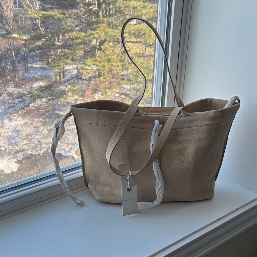 Lucky Brand Leather Tote Shoulder Bag Purse Satchel Aeyn Handbag Cream NWT